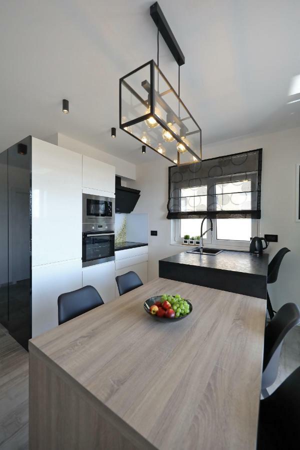 Luxury Majpruz Suites ซาดาร์ ภายนอก รูปภาพ