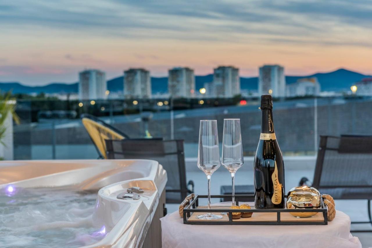 Luxury Majpruz Suites ซาดาร์ ภายนอก รูปภาพ