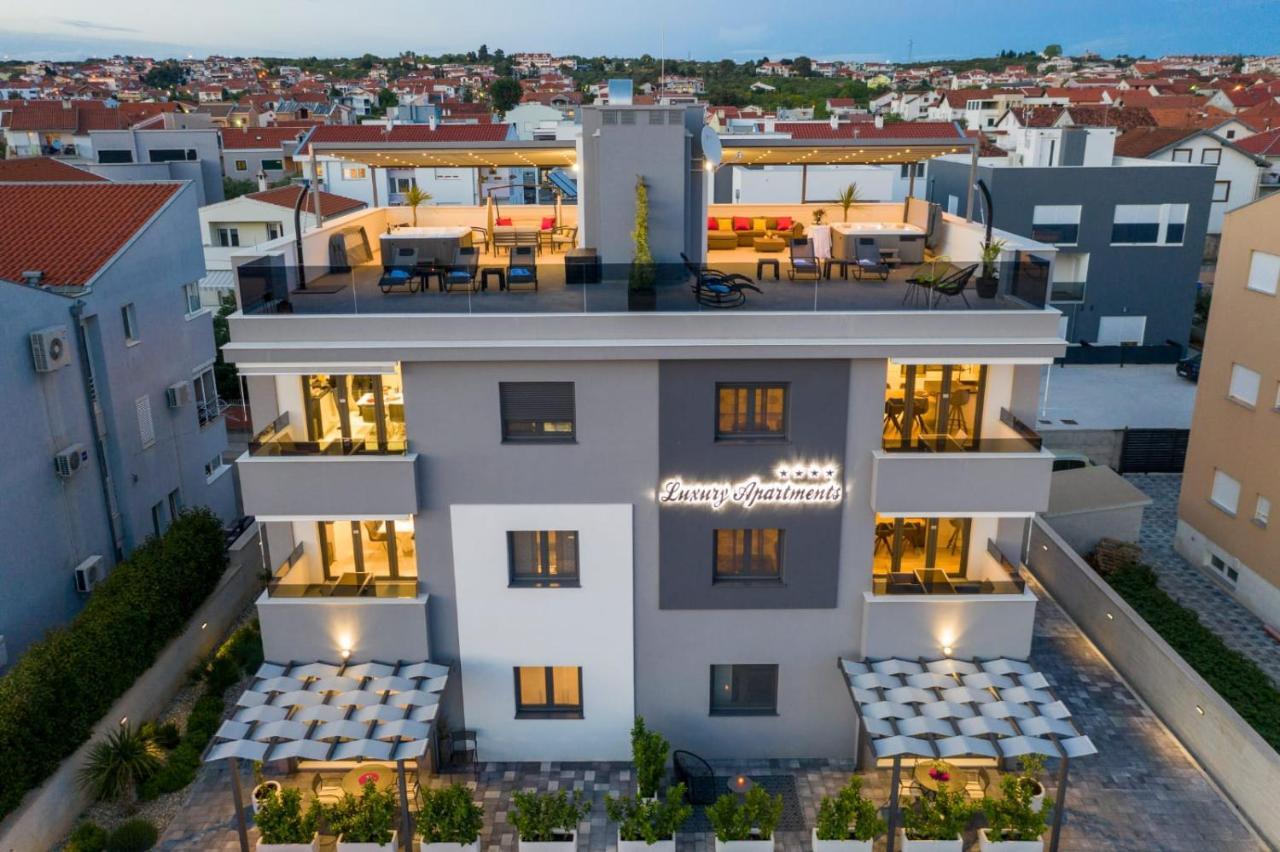 Luxury Majpruz Suites ซาดาร์ ภายนอก รูปภาพ
